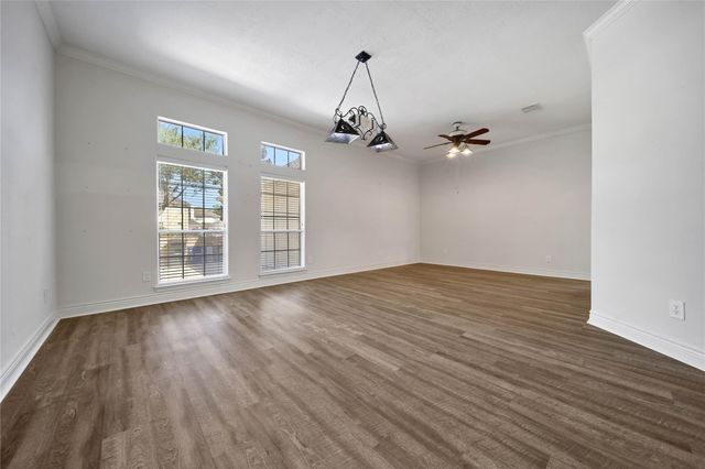 5918 Greenway Manor Lane, Spring, TX 77373