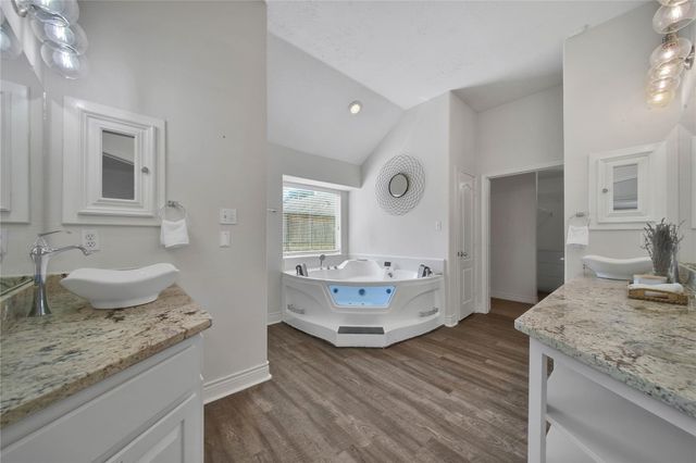 5918 Greenway Manor Lane, Spring, TX 77373