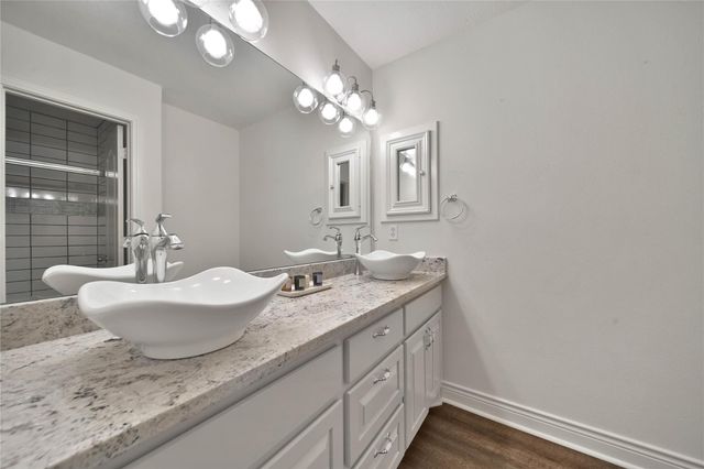 5918 Greenway Manor Lane, Spring, TX 77373