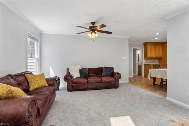 102 Militia CT, Yorktown, VA 23693