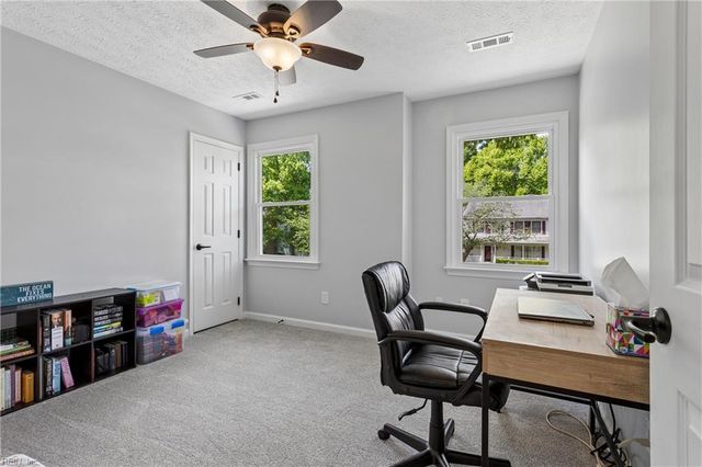 102 Militia CT, Yorktown, VA 23693