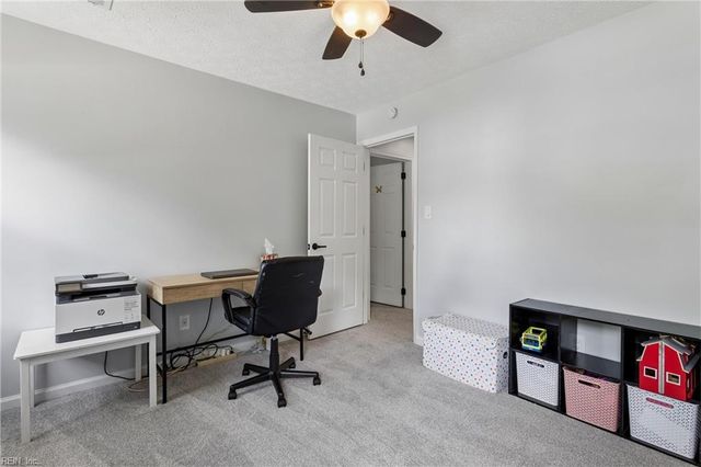 102 Militia CT, Yorktown, VA 23693