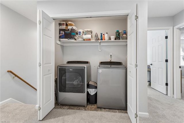 102 Militia CT, Yorktown, VA 23693