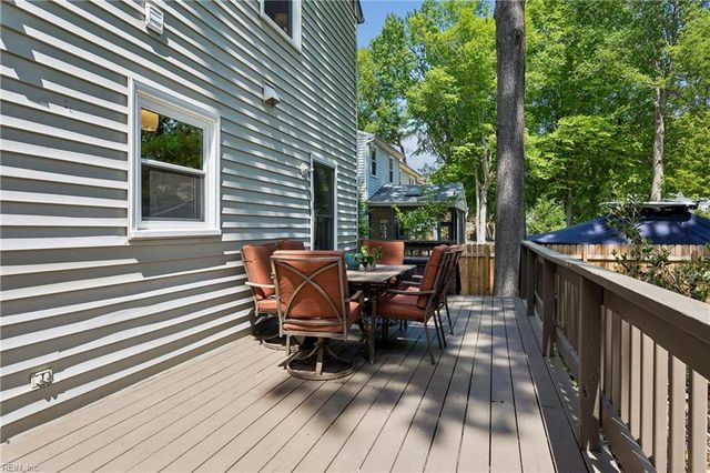 102 Militia CT, Yorktown, VA 23693