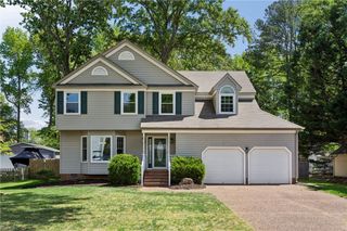 102 Militia CT, Yorktown, VA 23693
