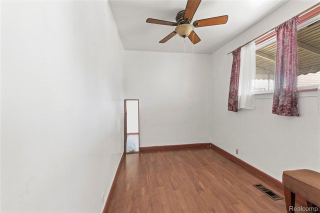 11399 Lumpkin Street, Hamtramck, MI 48212