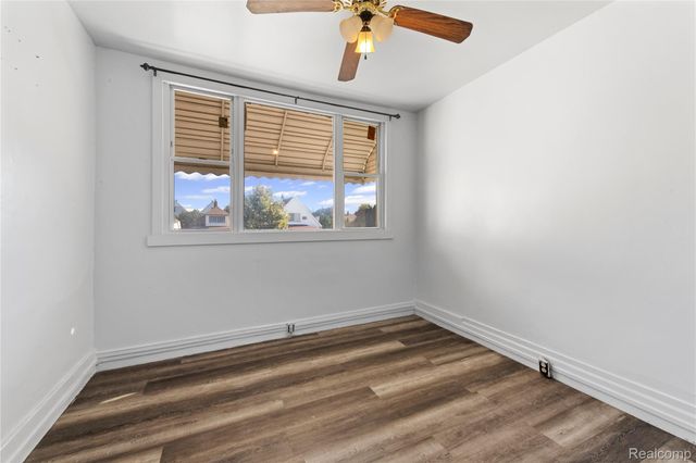 11399 Lumpkin Street, Hamtramck, MI 48212