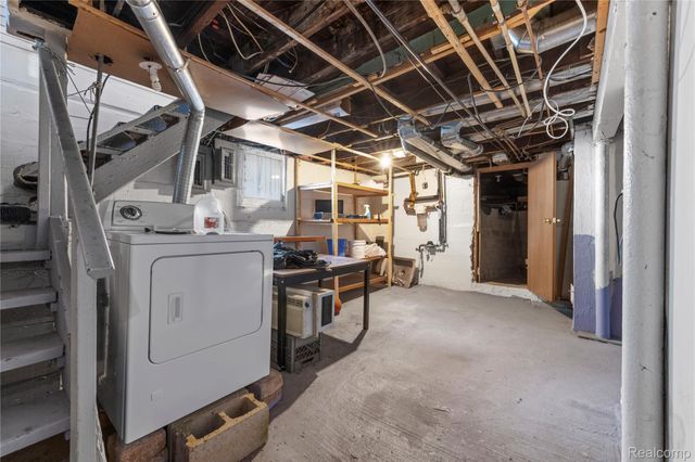 11399 Lumpkin Street, Hamtramck, MI 48212