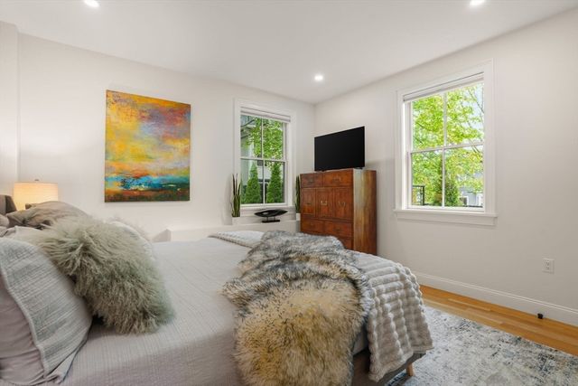 12 Everett St. 1, Boston, MA 02130