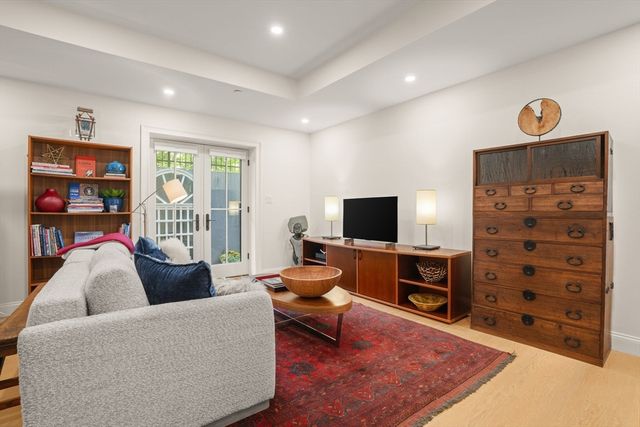 12 Everett St. 1, Boston, MA 02130