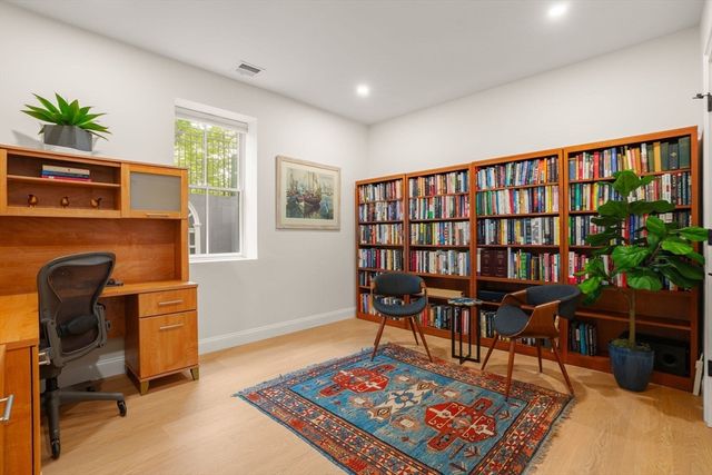 12 Everett St. 1, Boston, MA 02130