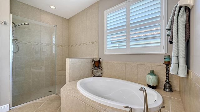 1062 ANCORA BOULEVARD, North Venice, FL 34275