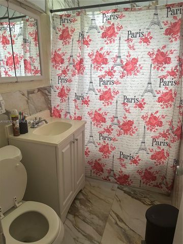 10761 SW 221st St, Miami, FL 33170