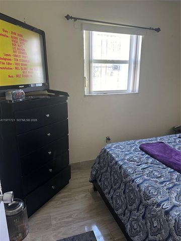 10761 SW 221st St, Miami, FL 33170