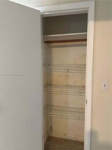 10761 SW 221st St, Miami, FL 33170