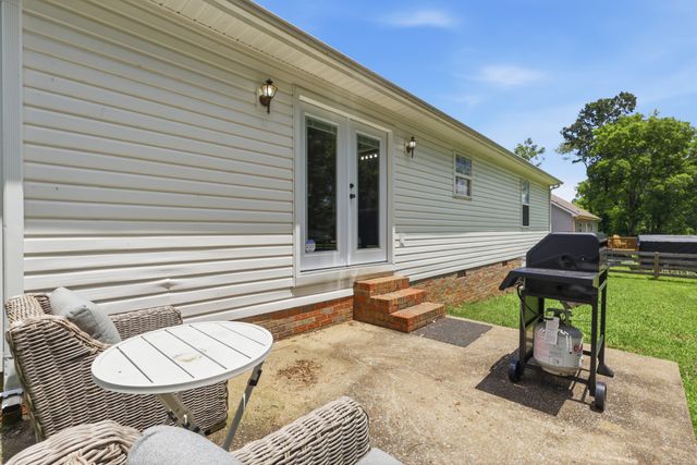 107 High St, Chapel Hill, TN 37034