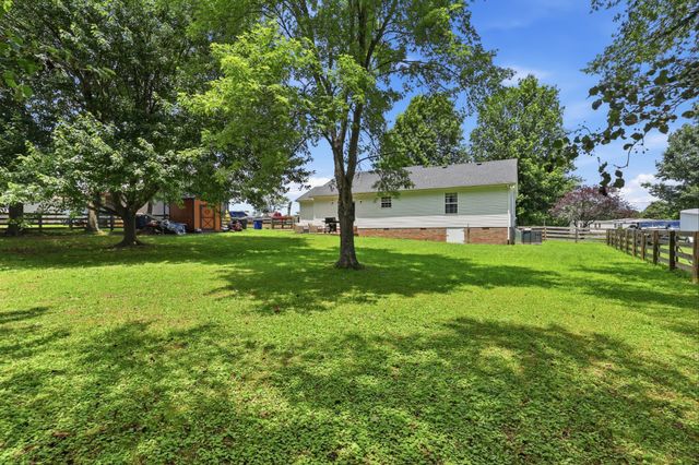 107 High St, Chapel Hill, TN 37034