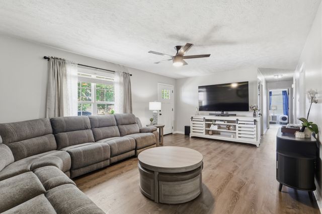 107 High St, Chapel Hill, TN 37034