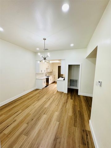 9215 Highedge Circle, Dallas, TX 75238