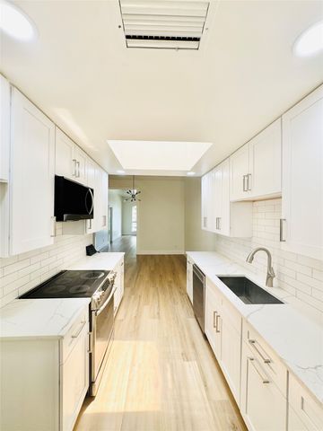 9215 Highedge Circle, Dallas, TX 75238