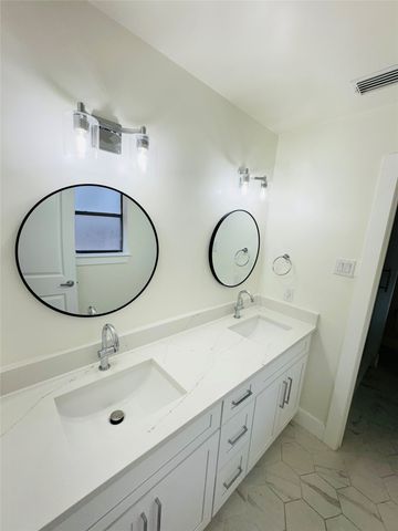 9215 Highedge Circle, Dallas, TX 75238
