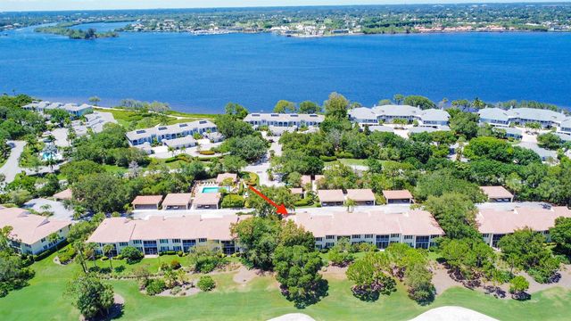 12457 Harbour Ridge Boulevard 27, Palm City, FL 34990