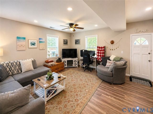 261 E Ladies Mile Rd, Richmond, VA 23222