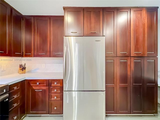 10790 NW 14th St 196, Plantation, FL 33322