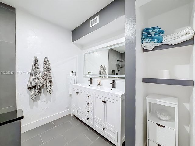 10790 NW 14th St 196, Plantation, FL 33322