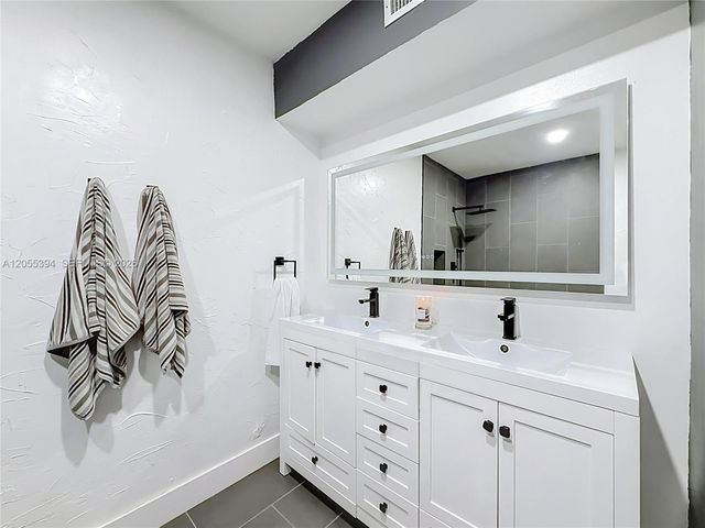 10790 NW 14th St 196, Plantation, FL 33322