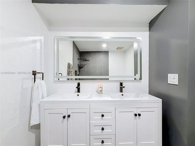 10790 NW 14th St 196, Plantation, FL 33322