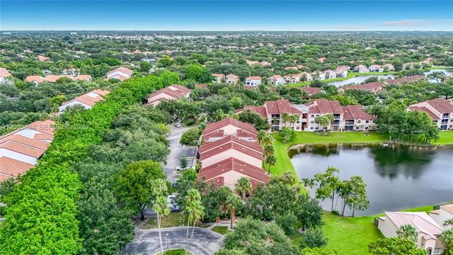10790 NW 14th St 196, Plantation, FL 33322