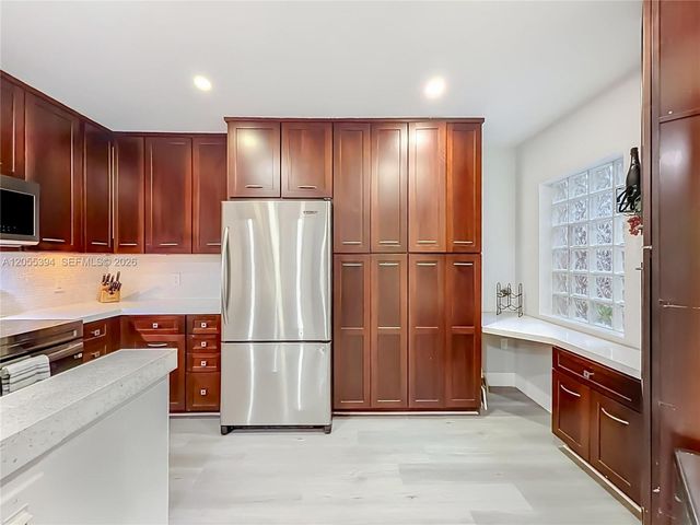 10790 NW 14th St 196, Plantation, FL 33322