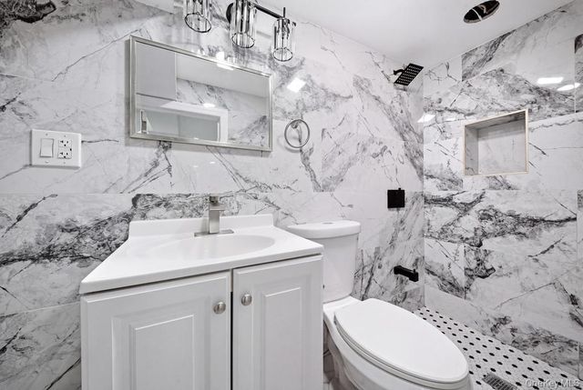 150-29 Yates Road, Jamaica, NY 11433