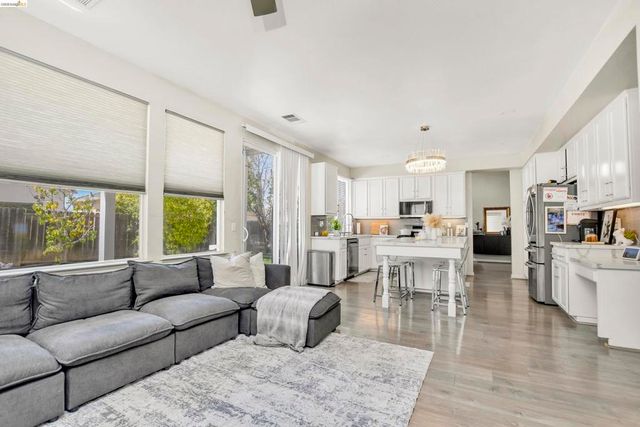 5108 Adriana Ct, Antioch, CA 94531