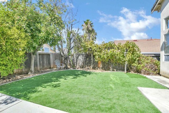 5108 Adriana Ct, Antioch, CA 94531
