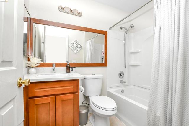 5108 Adriana Ct, Antioch, CA 94531