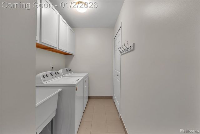 45640 Warwick Drive, Macomb, MI 48044