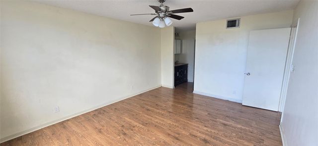 7041 Environ Boulevard 326, Lauderhill, FL 33319