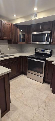 7041 Environ Boulevard 326, Lauderhill, FL 33319