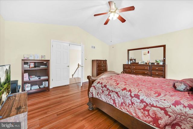 232 BEATRICE LN, Aston, PA 19014