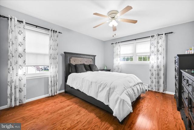 232 BEATRICE LN, Aston, PA 19014