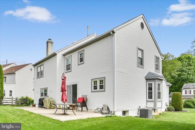 232 BEATRICE LN, Aston, PA 19014