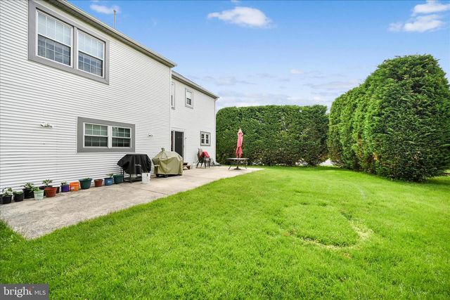 232 BEATRICE LN, Aston, PA 19014