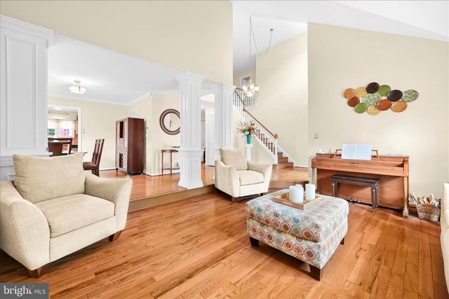 232 BEATRICE LN, Aston, PA 19014