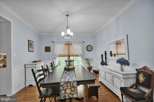 110 CLARION DR, Douglassville, PA 19518