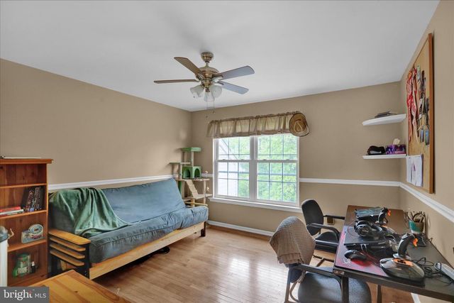 110 CLARION DR, Douglassville, PA 19518