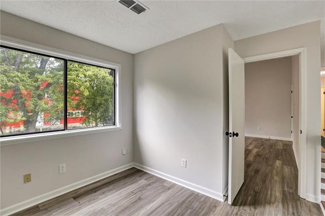 1124 Empire Circle, Lawrenceville, GA 30044