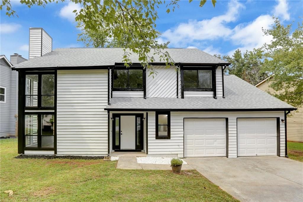 1124 Empire Circle, Lawrenceville, GA 30044