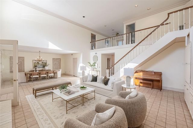 555 LAKE HOLLINGSWORTH DRIVE, Lakeland, FL 33803